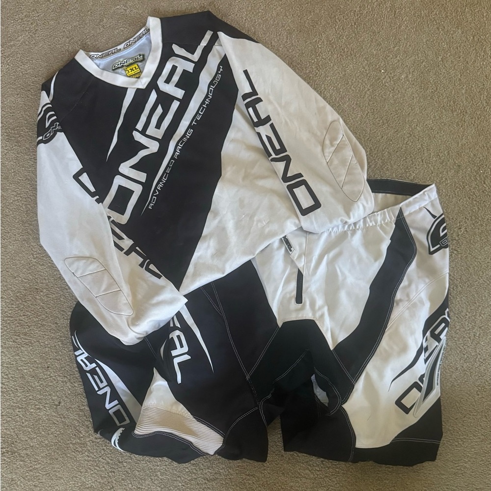 O’Neal racing riding outfit - Mens 3XL shirt/ 44 pants